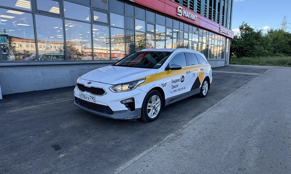 Kia Cee'd III SW · Универсал