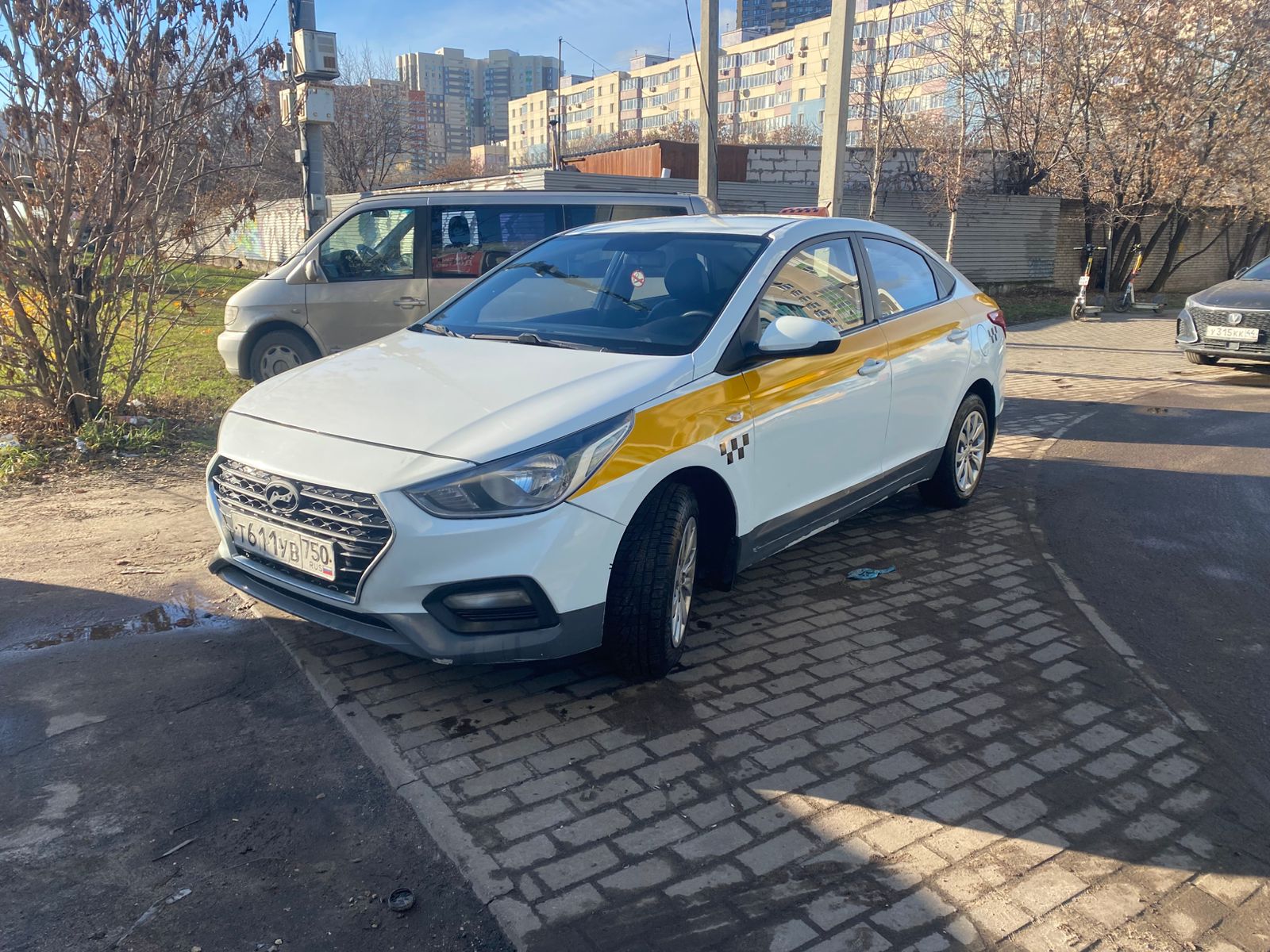 Hyundai Solaris II · Седан