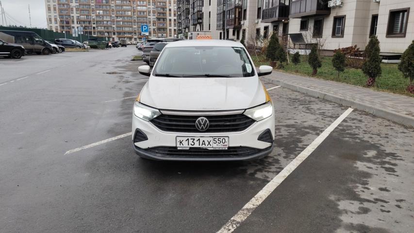 Volkswagen Polo VI · Лифтбек