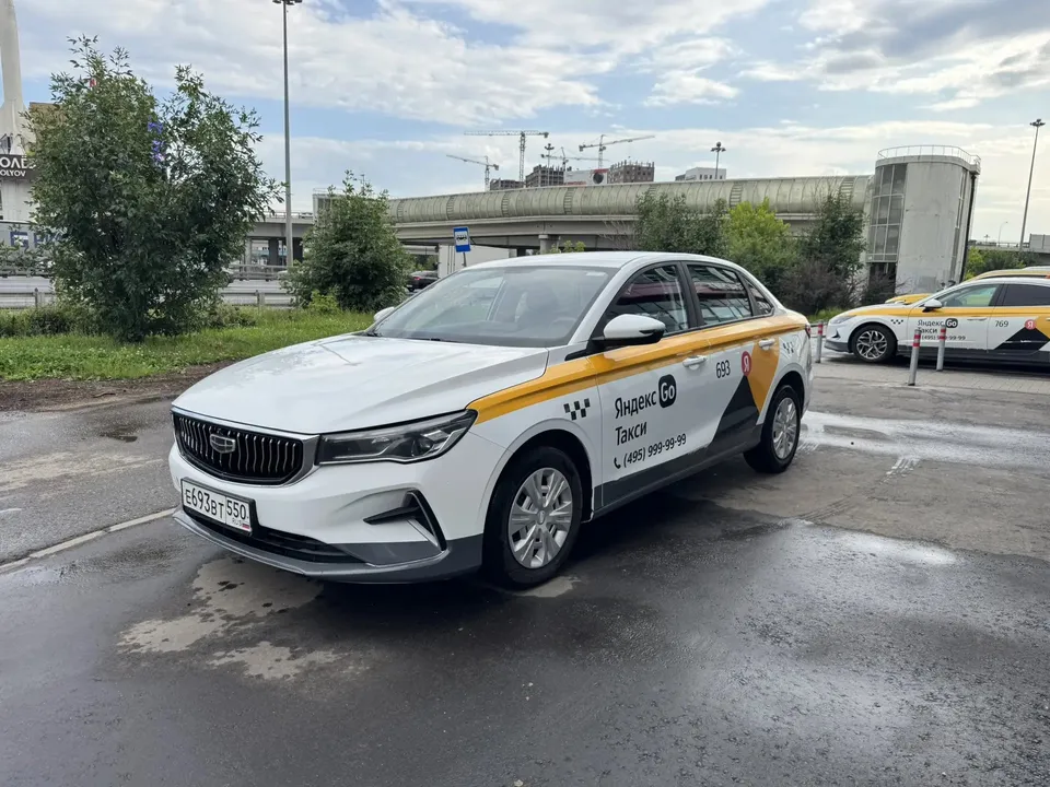 Geely Emgrand SS11 · Седан — фото 1
