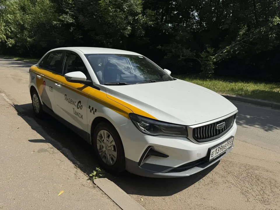 Geely Emgrand SS11 · Седан — фото 1