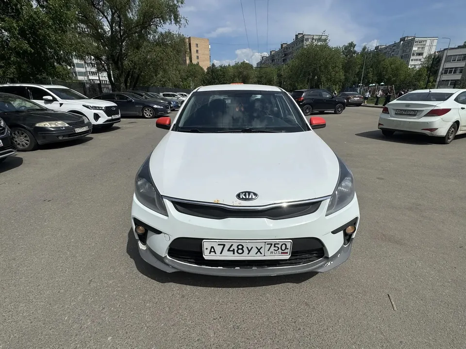 Kia Rio IV · Седан — фото 1