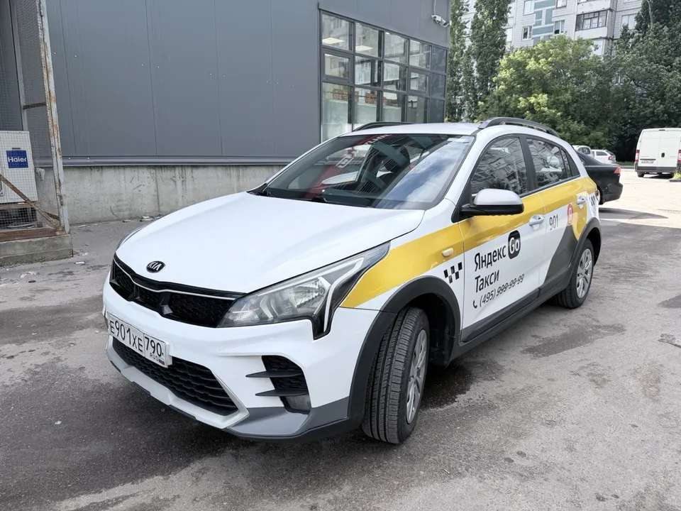 Kia Rio Х IV Рестайлинг · Хетчбек — фото 1