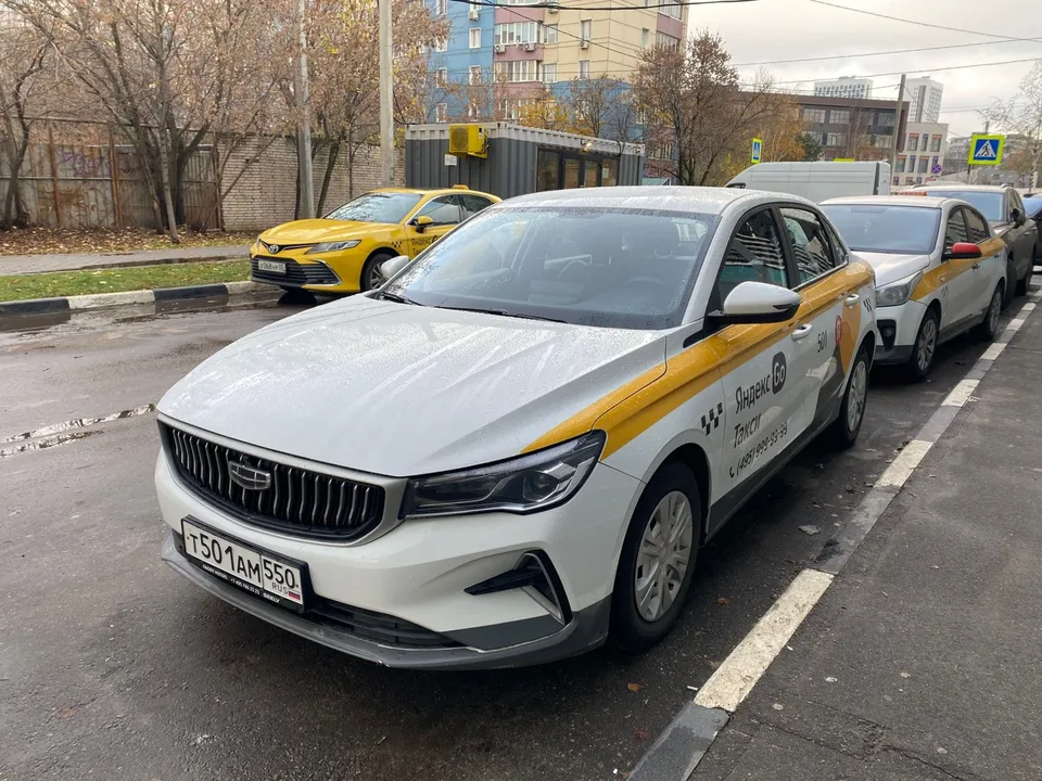 Geely Emgrand SS11 · Седан — фото 1